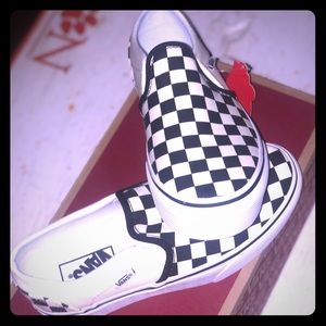 NEW! Platform Vans